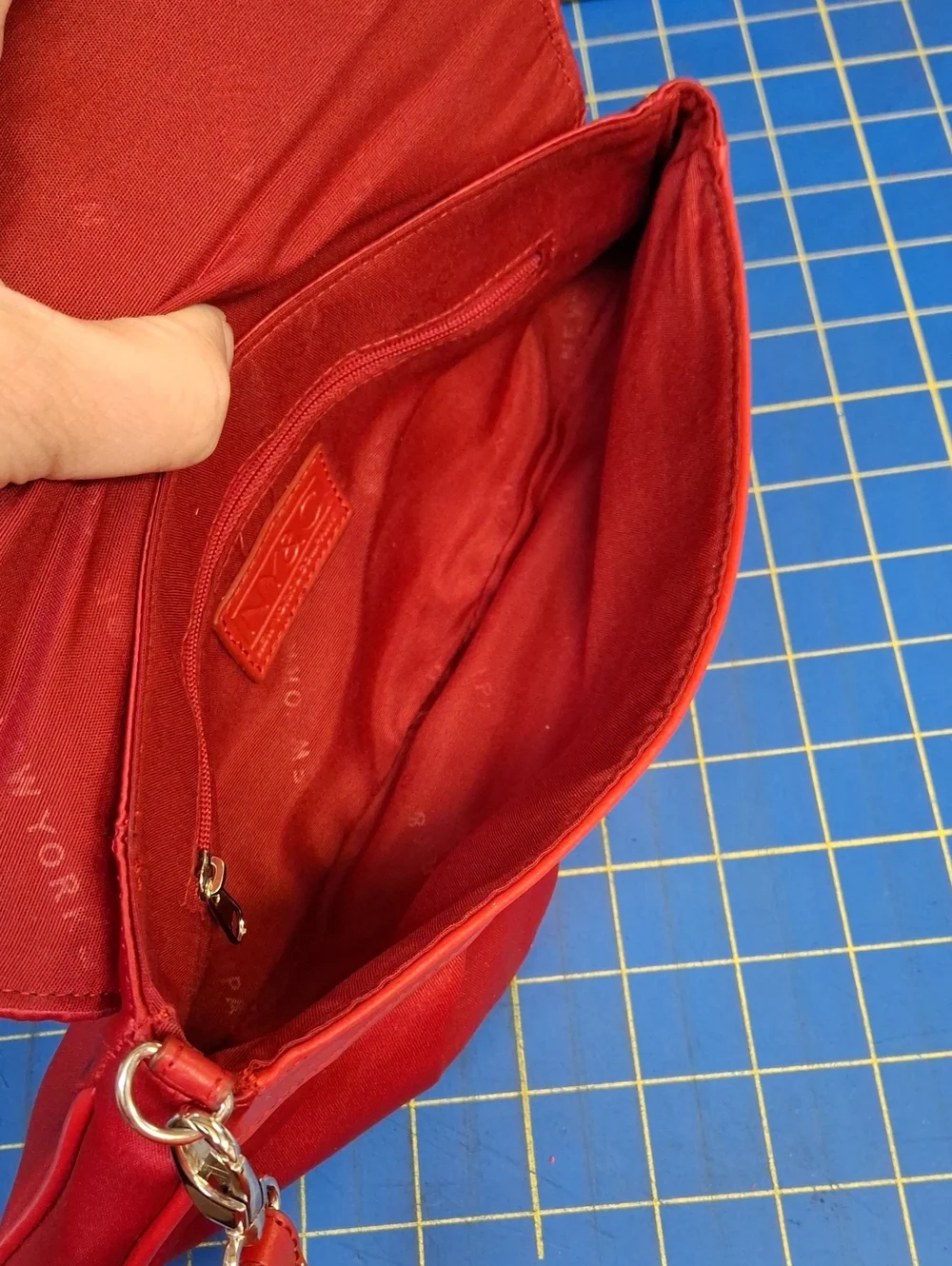New York & Co. Red Satin Wristlet Clutch 12.5x5.5x1.25 Preloved